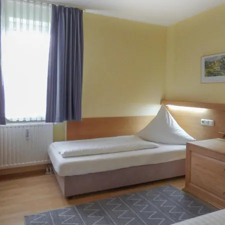 Cozy In With Kitchenette Apartment *